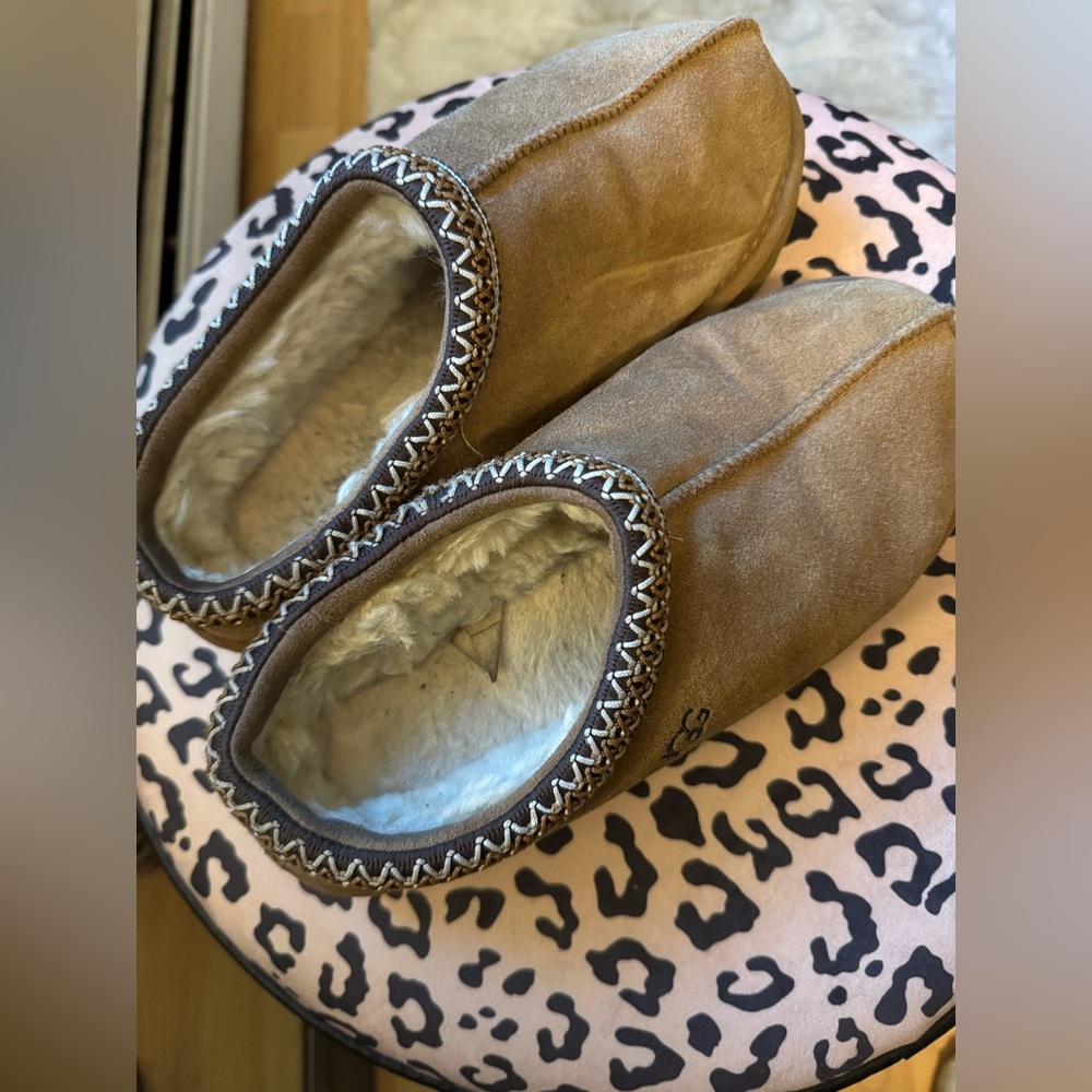 UGG Chestnut Tasman Slippers - Picture 3 of 3